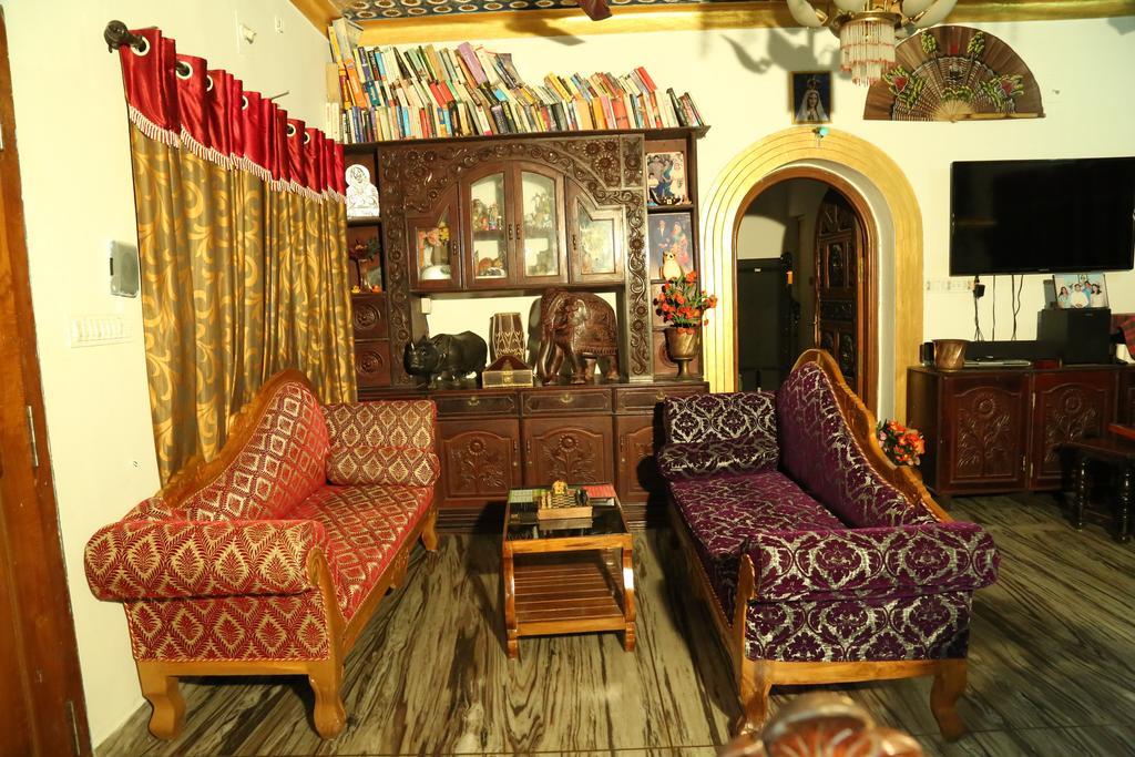 Dream Catcher Home Stay Kochi Ngoại thất bức ảnh