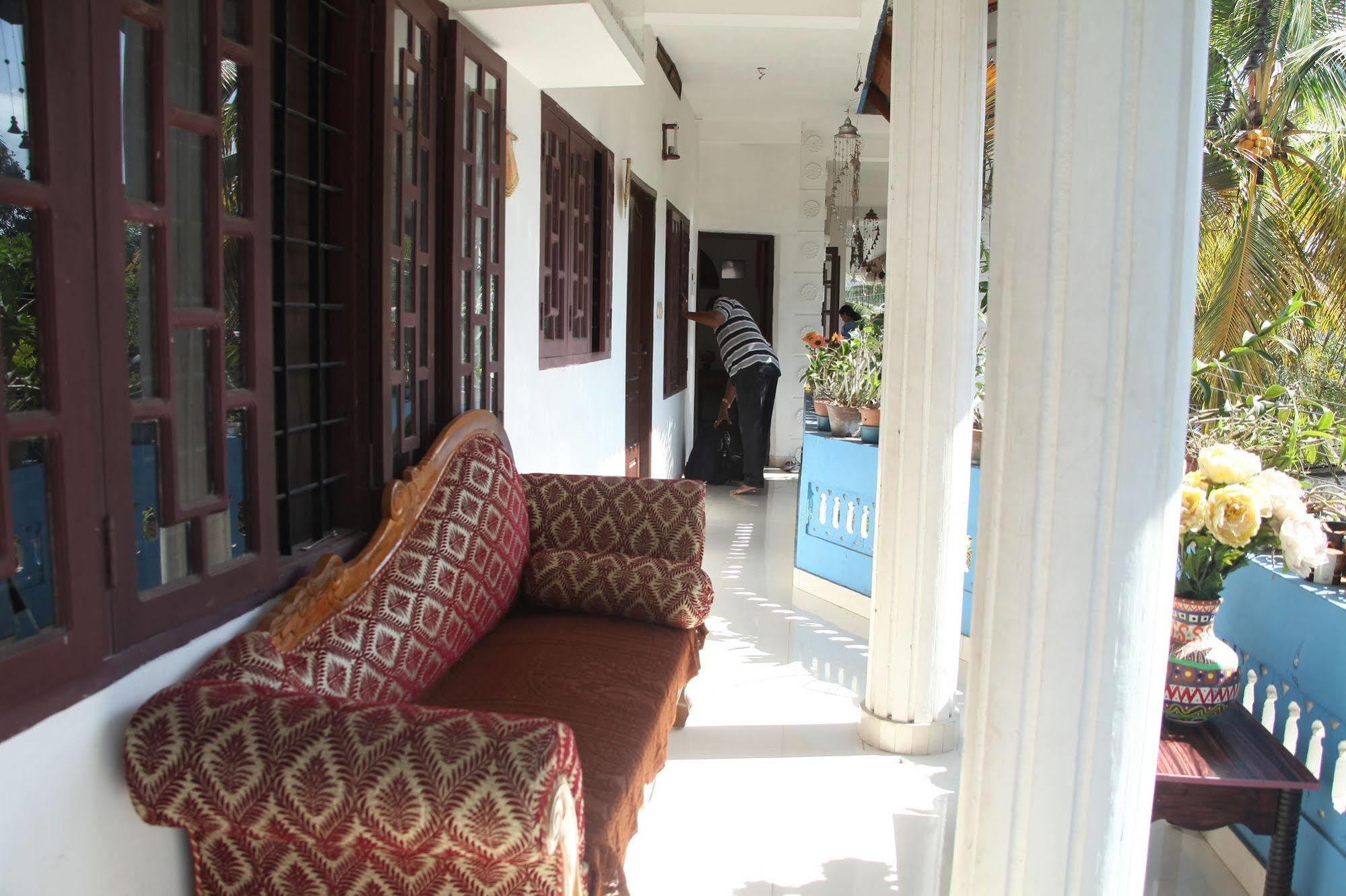 Dream Catcher Home Stay Kochi Ngoại thất bức ảnh