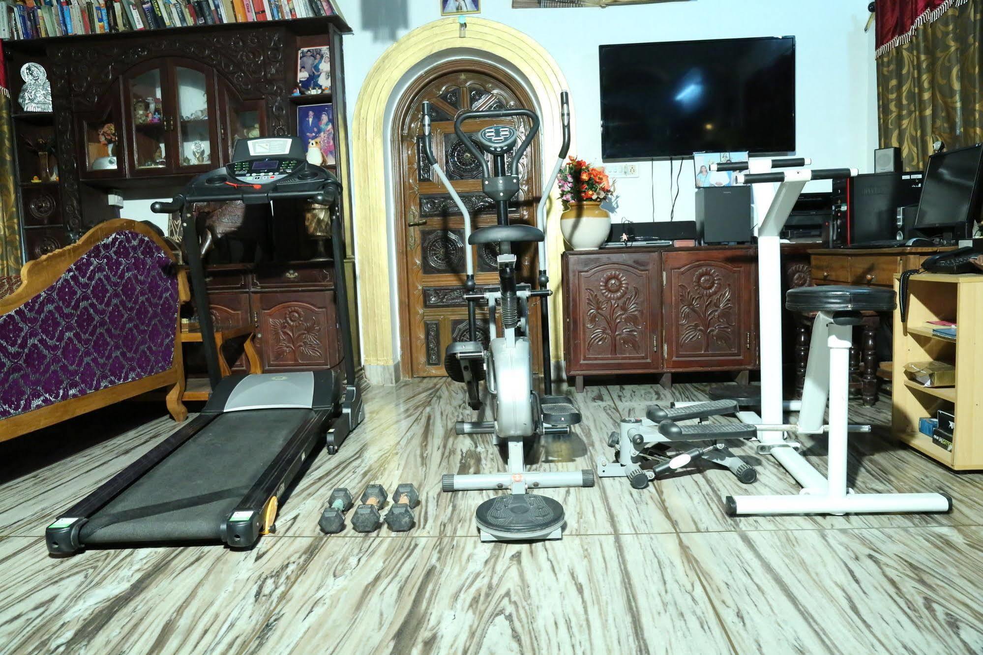 Dream Catcher Home Stay Kochi Ngoại thất bức ảnh